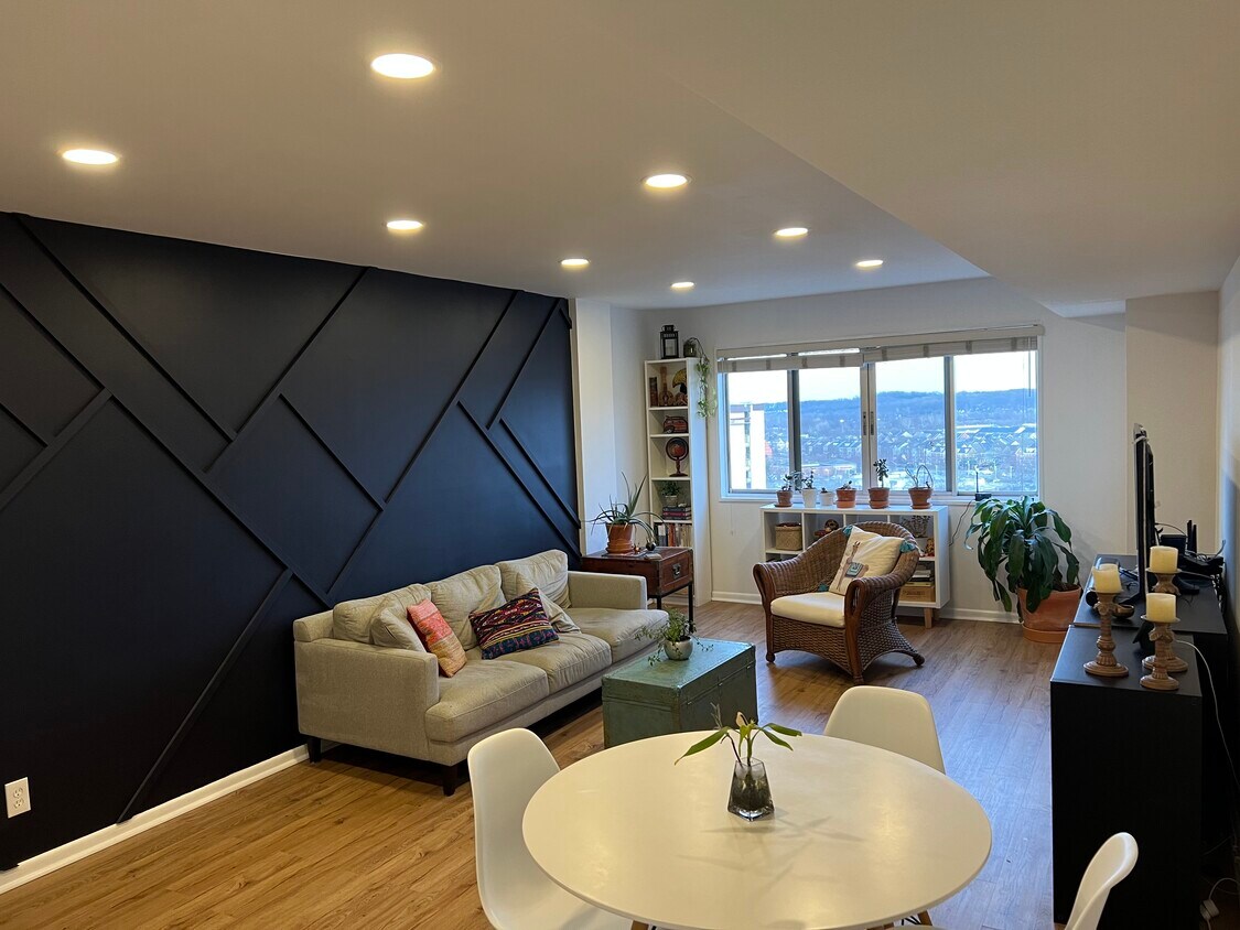 Primary Photo - 5340 Holmes Run Pkwy