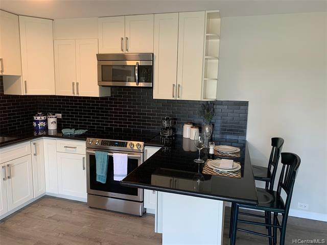 Building Photo - 509 University Ave