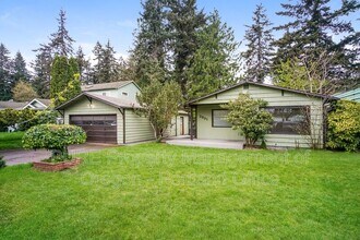 Building Photo - 2931 SE 119th Ave