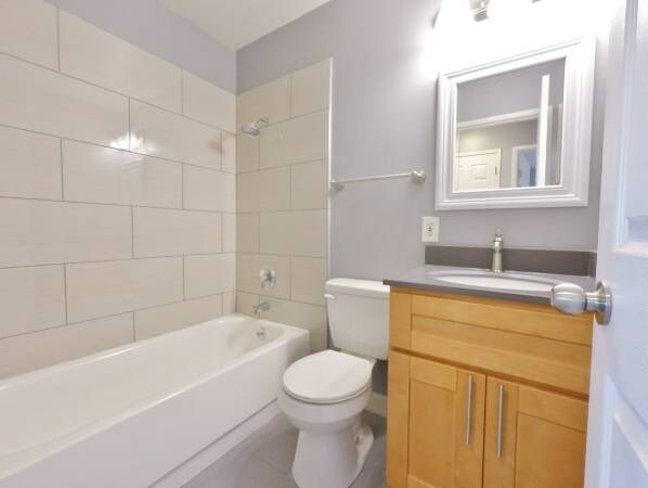 Foto del edificio - 5306 Bayview Ave