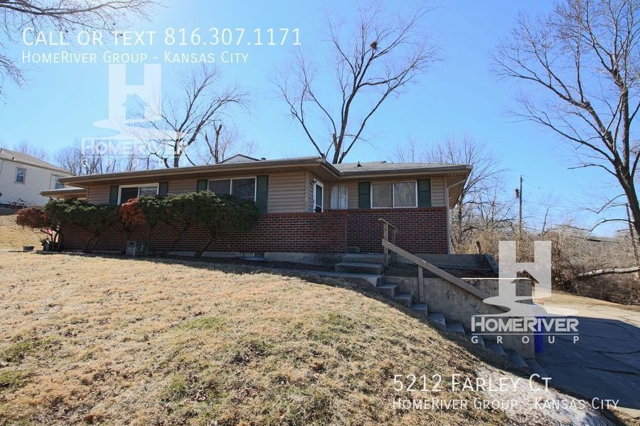 5212 Farley Ct, Shawnee, KS 66203 Townhome Rentals in Shawnee KS