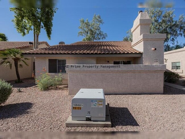 Building Photo - 2019 W Lemon Tree Pl