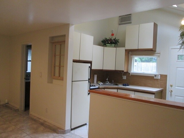 Building Photo - 67 S Swezeytown Rd