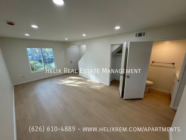 Foto del edificio - 1933 E Villa St