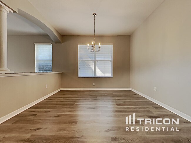 Foto del edificio - 15826 Cedar Elm Terrace