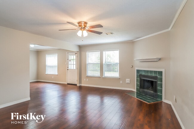 Building Photo - 13235 Gendley Dr