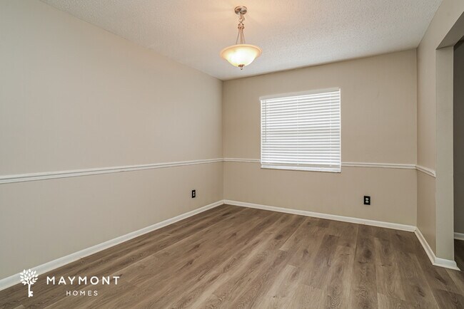 Foto del edificio - 6142 Donegal W