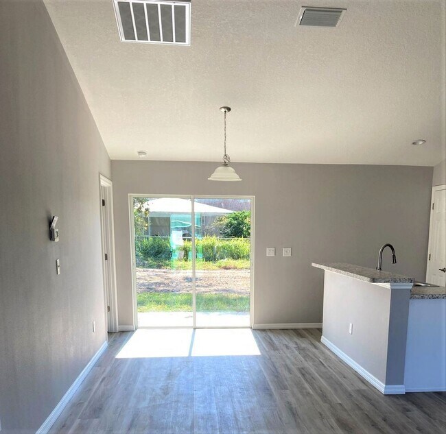 Foto del edificio - 3 br, 2 bath House - 3126 SE 144TH Pl