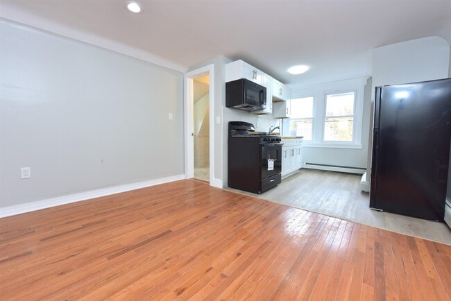 Foto del edificio - 173 Watson Ave