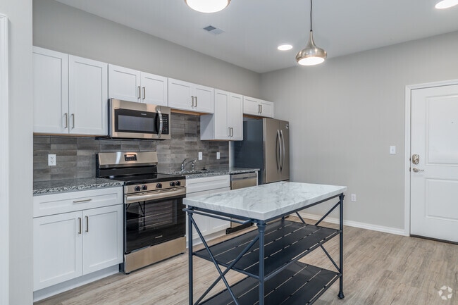 1BR, 1BA Balcony - 800SF - Kitchen - The Wayfarer in the Dale