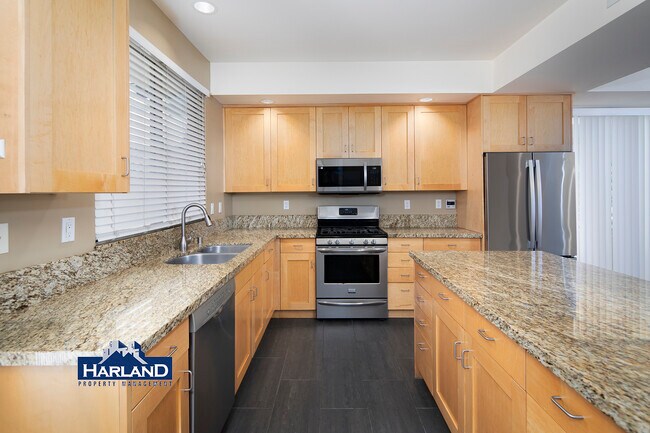 Foto del edificio - 3528-3538 Indiana Street Unit 3528-