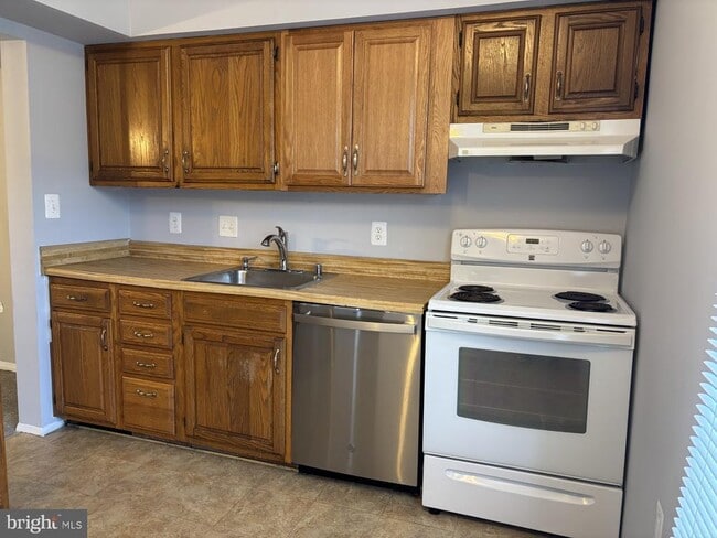 Building Photo - 26 Borgia Ct