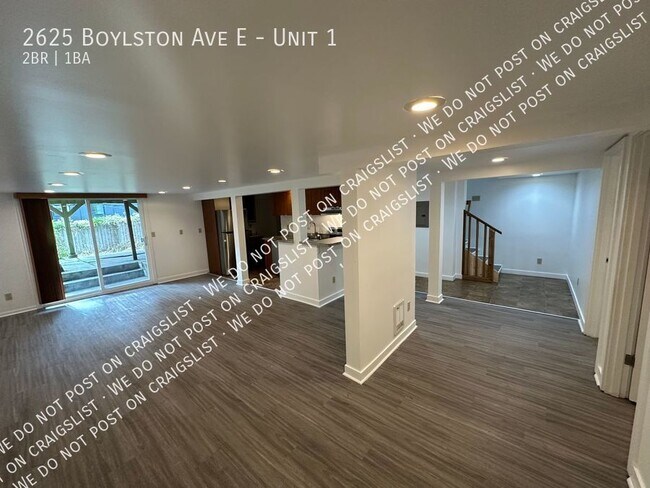 Building Photo - Eastlake renovated 2bedroom 1bath condo wi...