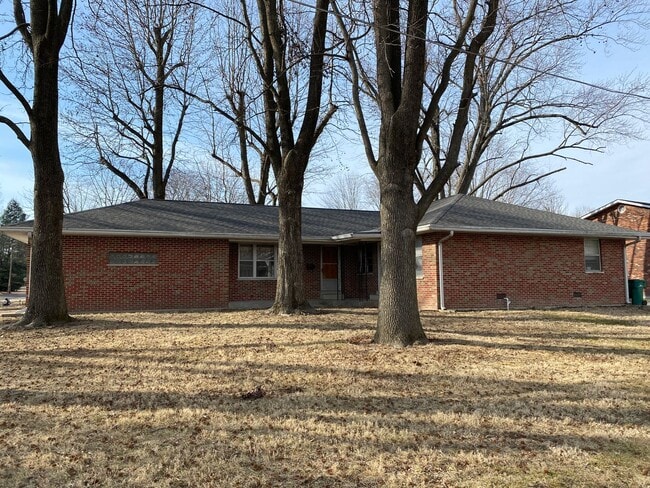 Building Photo - 203 N 7th St