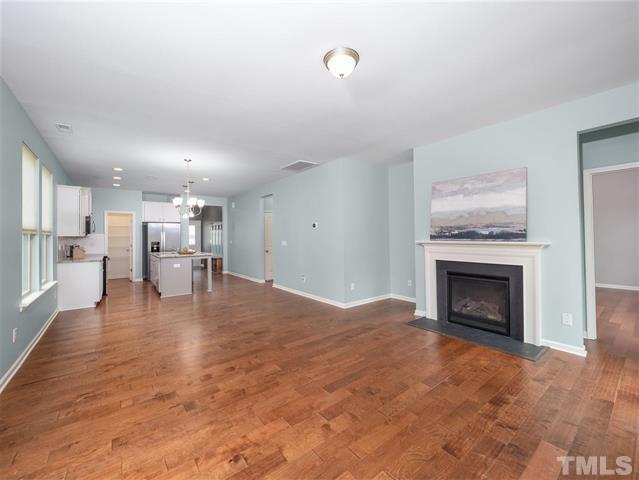 Building Photo - 304 Snughill Ct