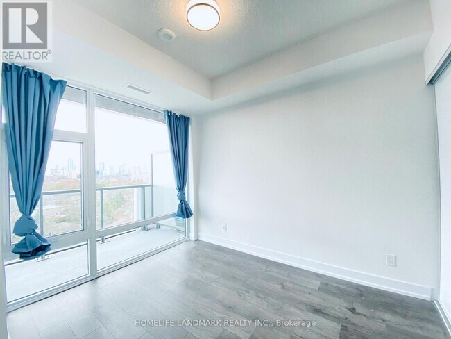 Building Photo - 25 Adra Grado Way