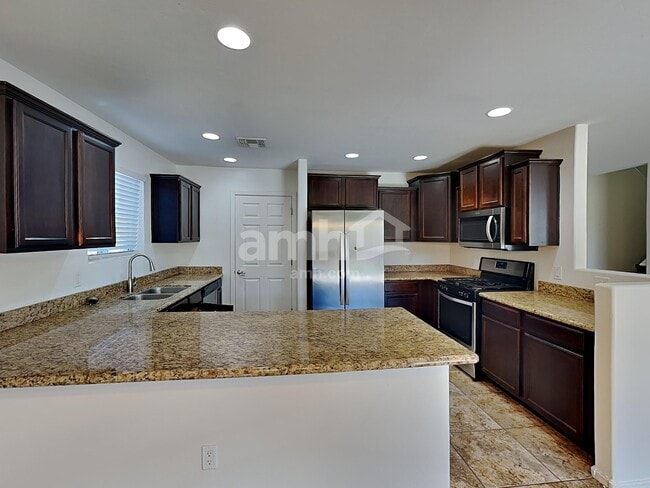 Building Photo - 1281 W Molinetto Dr