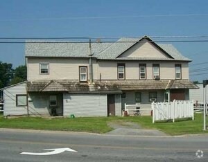 Building Photo - 2007 W Genesee St