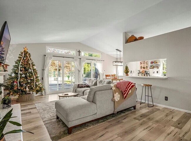 Building Photo - 29827 Camino Cristal