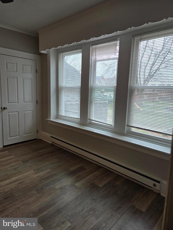 Foto del edificio - 102 W Broad St