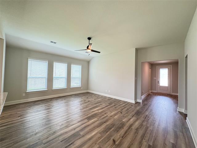 Building Photo - 713 Emerson Dr