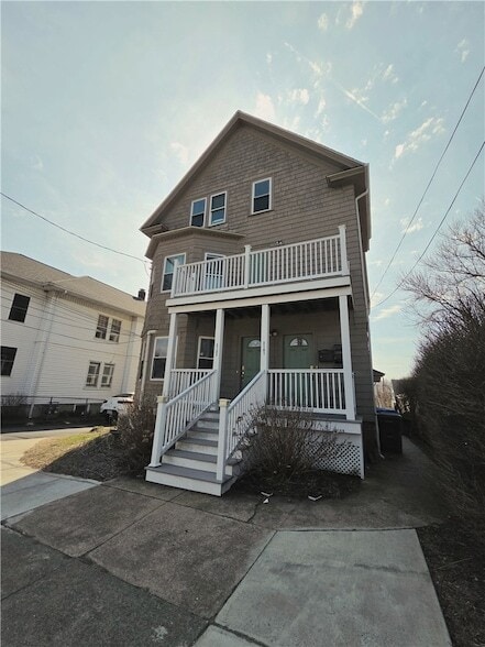 Building Photo - 3103 Pawtucket Ave