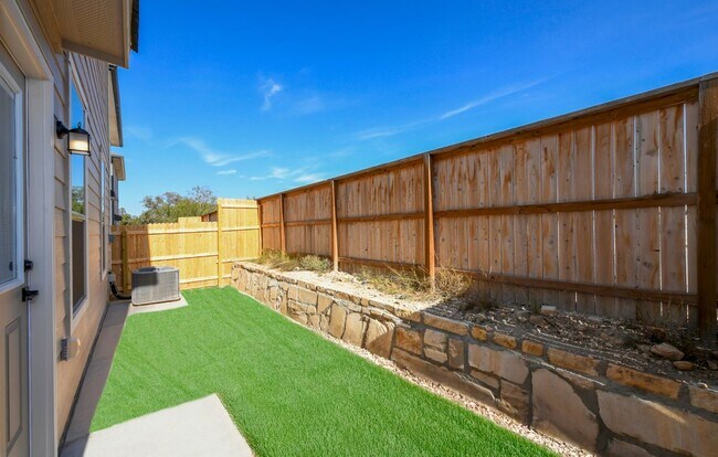 Building Photo - 10643 Military Dr W