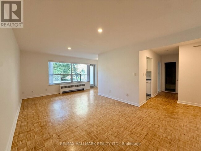Building Photo - 30 Upper Canada Dr