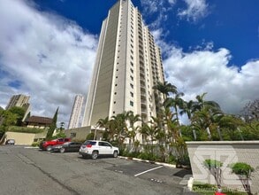 Building Photo - 98-1030 Moanalua Rd