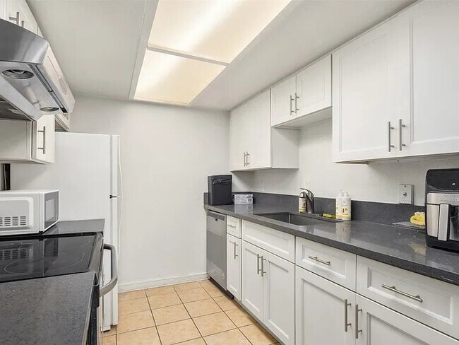 Foto del edificio - 14526 NE 6th Pl