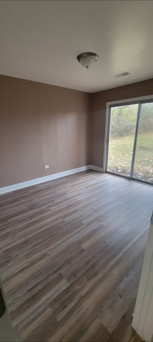 Foto del edificio - 7 Oak Ln