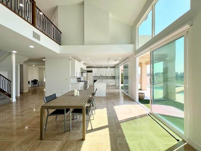 Building Photo - $1000 OFF 1ST MONTHS RENT!! Beautiful Home...