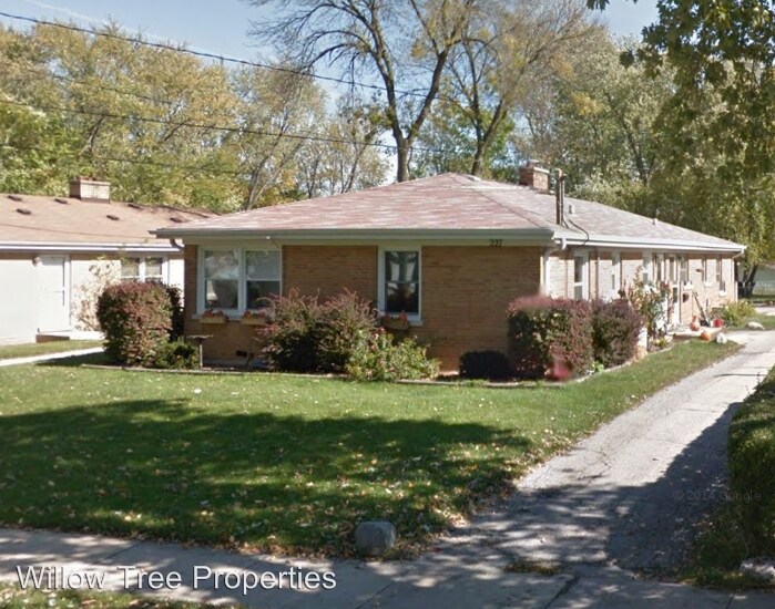 Primary Photo - 227 S Highland Ave