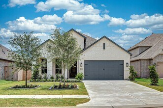 Building Photo - 30723 Grn Acrs Ct