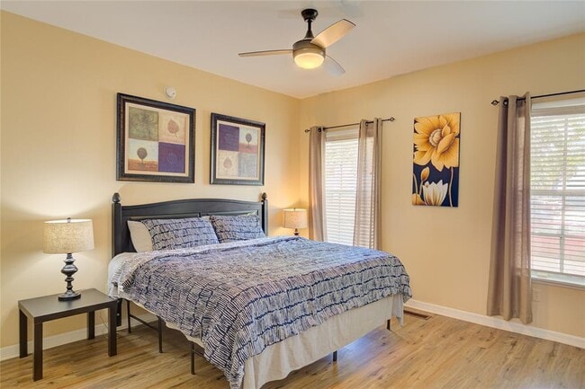 Building Photo - 501 S Magnolia Ave