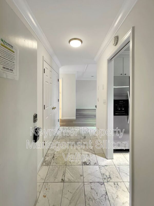 Foto del edificio - 1898 Meridian Ave