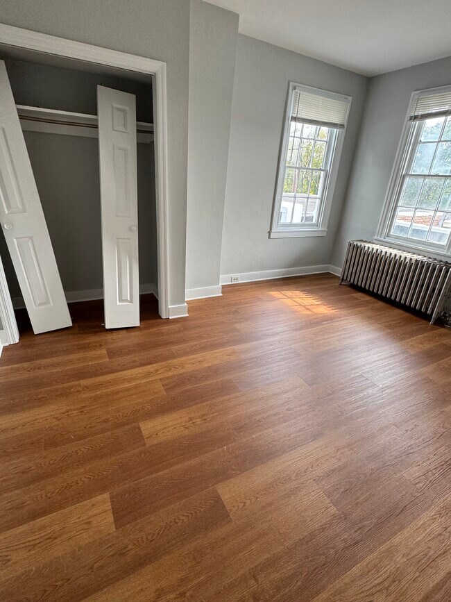 Foto del edificio - 313 S Hanover St