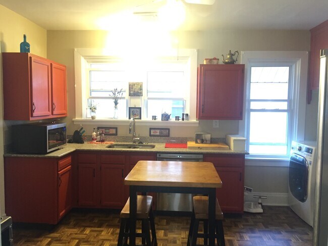 517 vid - 519 Vine St