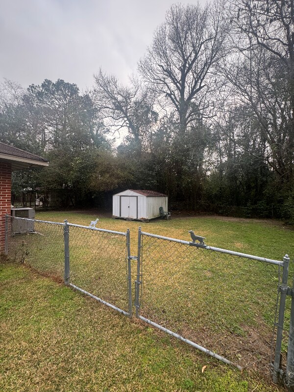 Foto del edificio - 4343 Summerhill Dr