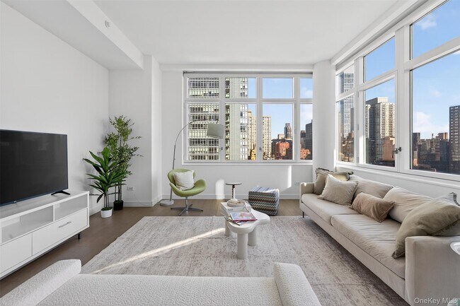 Foto del edificio - 305 E 51st St