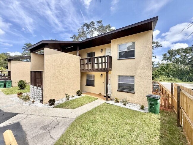 Foto del edificio - 380 2nd Ave N