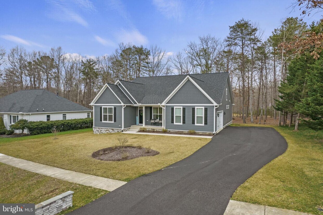 10809 Chatham Ridge Way, Spotsylvania Courthouse, VA 22551 House for