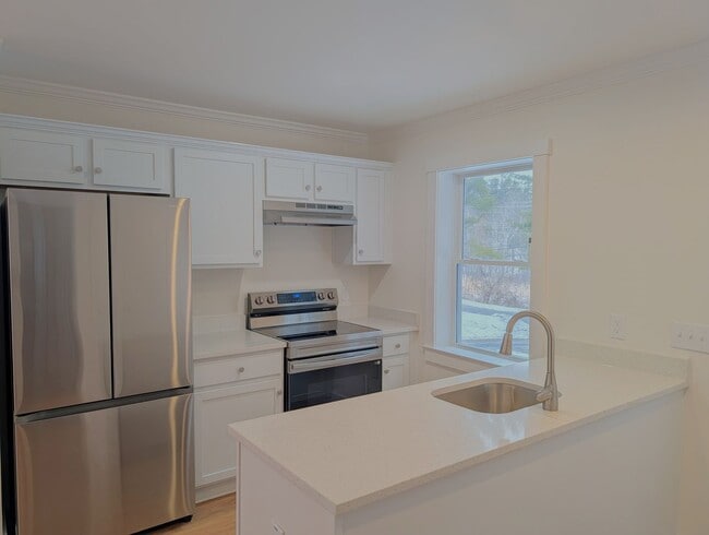 Building Photo - 17 Faulkner Pl