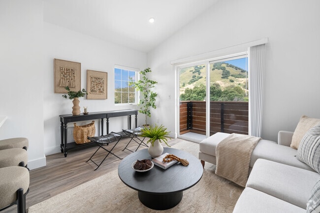 Building Photo - Artisan Apartments
