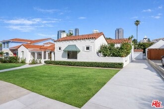 Building Photo - 2214 Benecia Ave