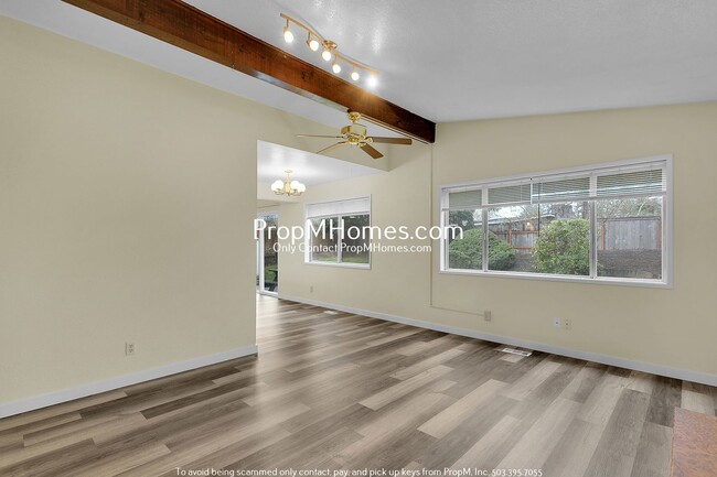 Building Photo - Charming Single Level Home in the Heart of...