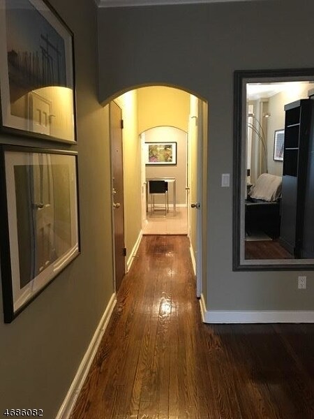 Building Photo - 55 Elm St