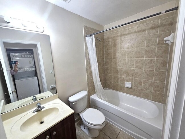 Building Photo - 20023 SW 123rd Ave