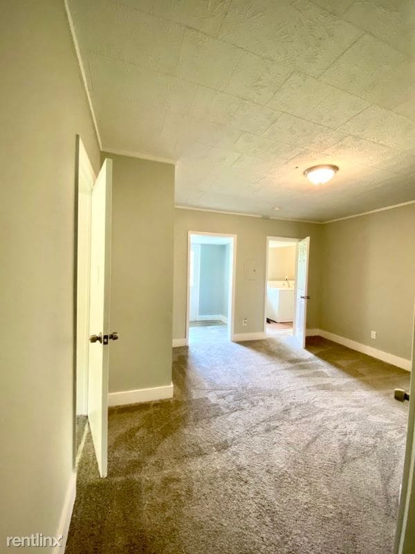 Building Photo - 3 br, 1 bath House - 6093 Mulberry St Ext