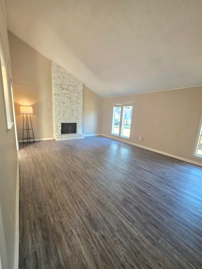Foto del edificio - 4098 Mimosa Hill Ln